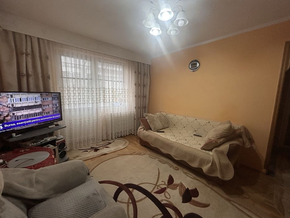 Apartament extra central de vanzare