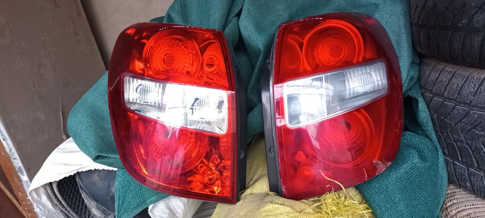 Продам задние фонари на каптиву