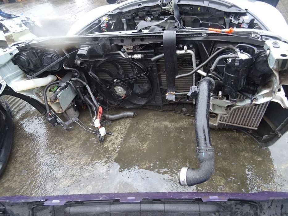 Vand Fata Completa Volkswagen Polo din 2008 volan pe stanga