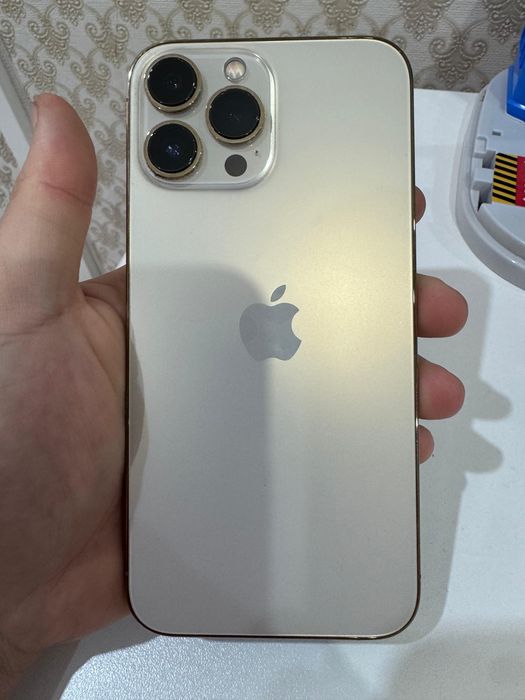 Продам 13 про мах