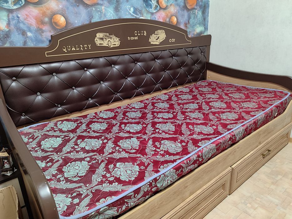 Продам бу Кровать