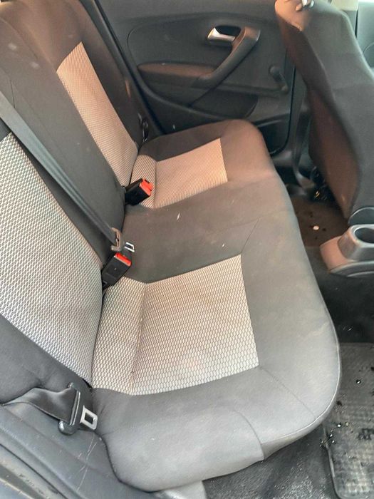 Dezmembraz Volkswagen Polo 1.6/Seat ibiza /Skoda Fabia /tdi /usa fabia/capota ibiza/aripa polo /CAYC/AZQ/CFWA/BBM