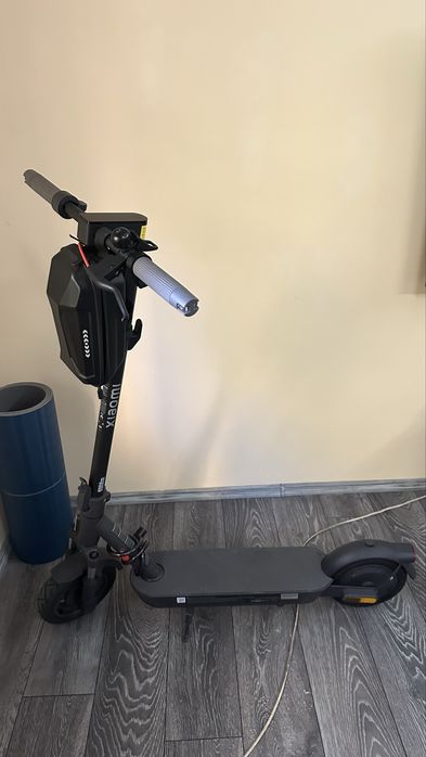 Xiaomi scooter 5/ 60km range