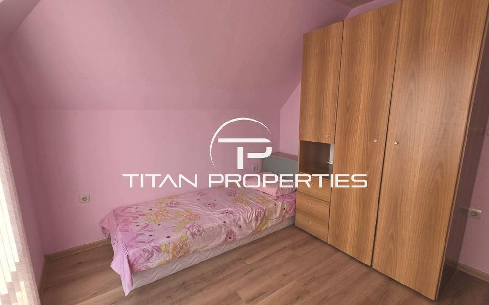 Дава се под наем Четиристаен апартамент в Варна, Бриз - 130 кв.м за 700 € - Снимка #7