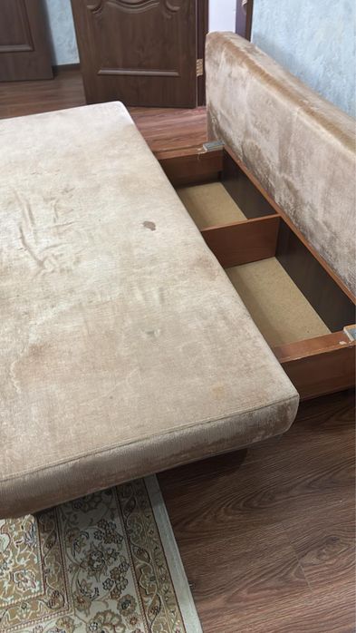 Продам диван тахта