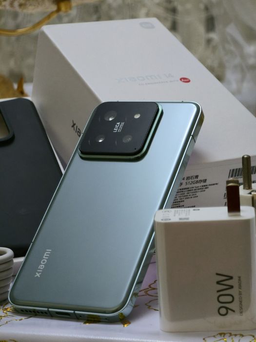 Xiaomi 14 512/16 в идеяле флагман лучше iphonе айфон Samsung