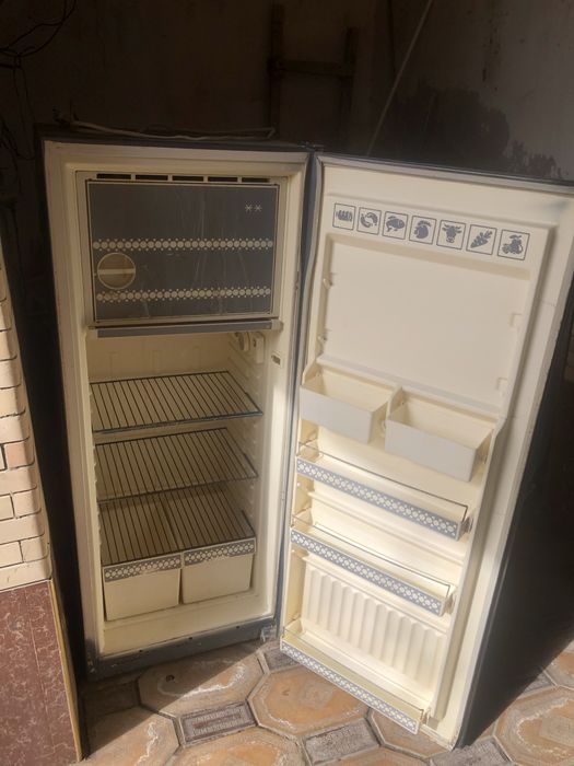 Продается холодильник