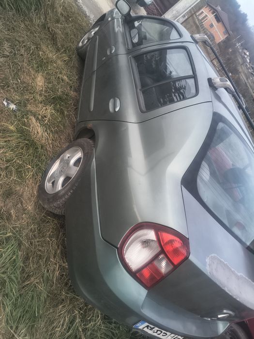 Vand renault benzina