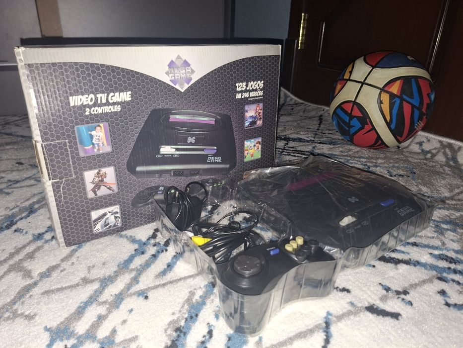 Продаю игровую приставку Mega Game