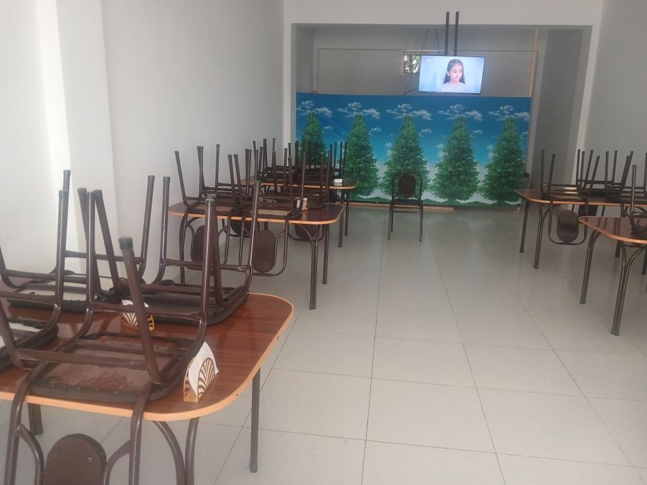 Stol stullar sotiladi