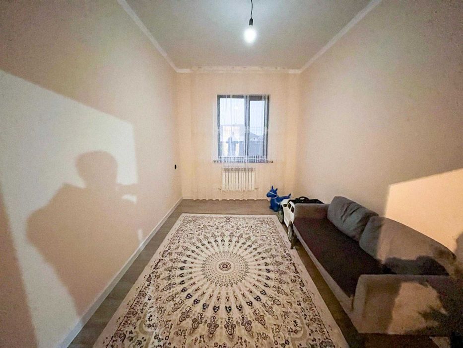 Продам 5 комнатный частный дом Аян Империя