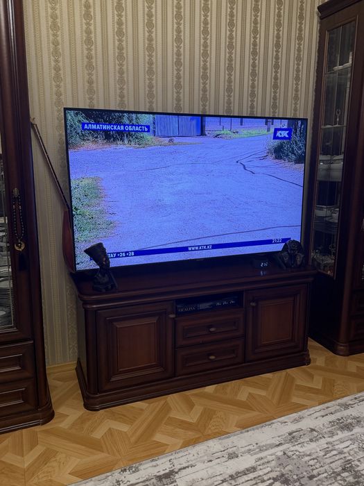 Продам стенку (из наст дерева)
