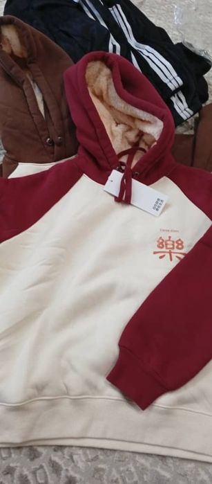 Продаю детскую одежду