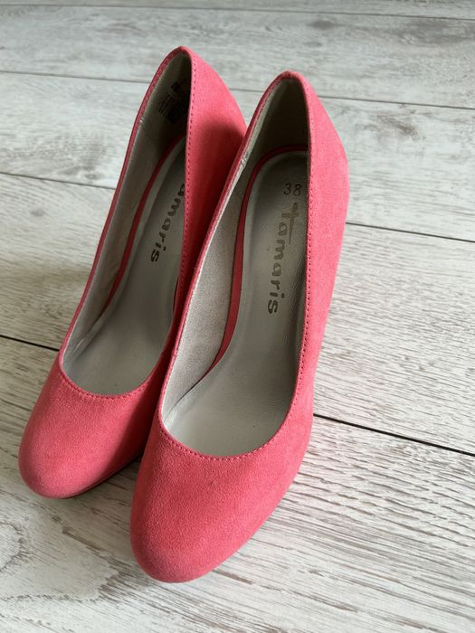 Продам туфли Tamaris