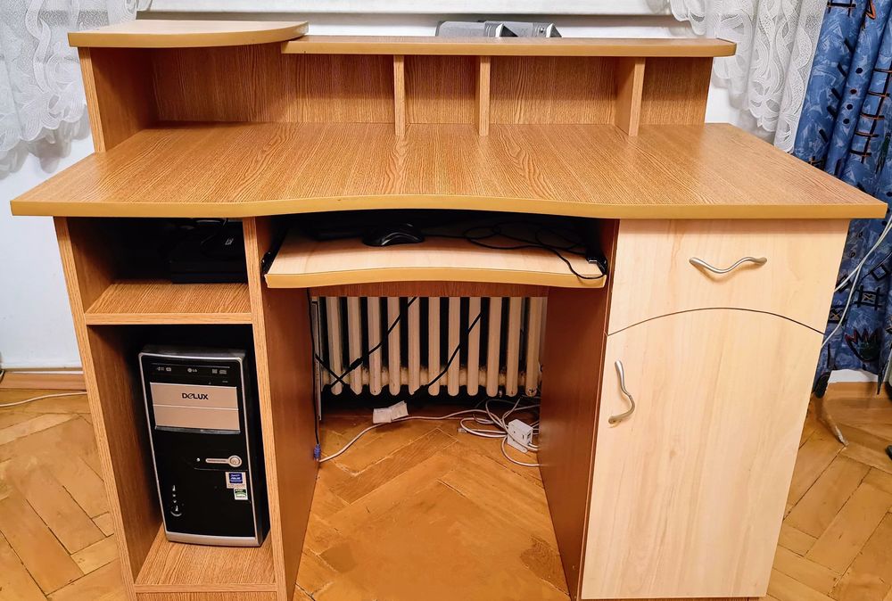 Birou, bej, stare foarte buna