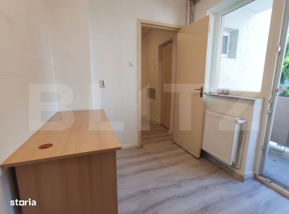 Spatiu birou 30 mp, 2 camere, balcon, zona Centrala - Tribunal