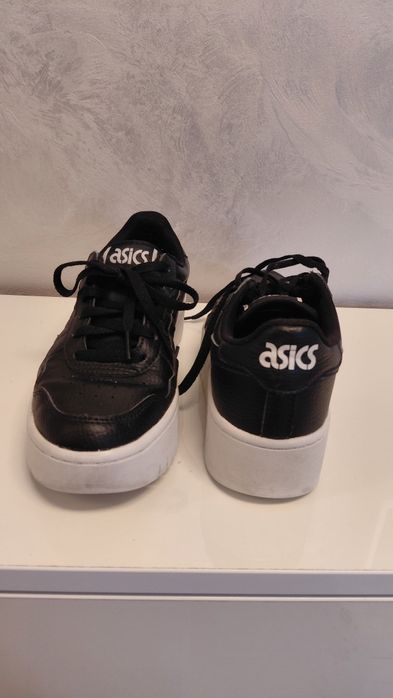 Pantofi Asics marimea 36-37