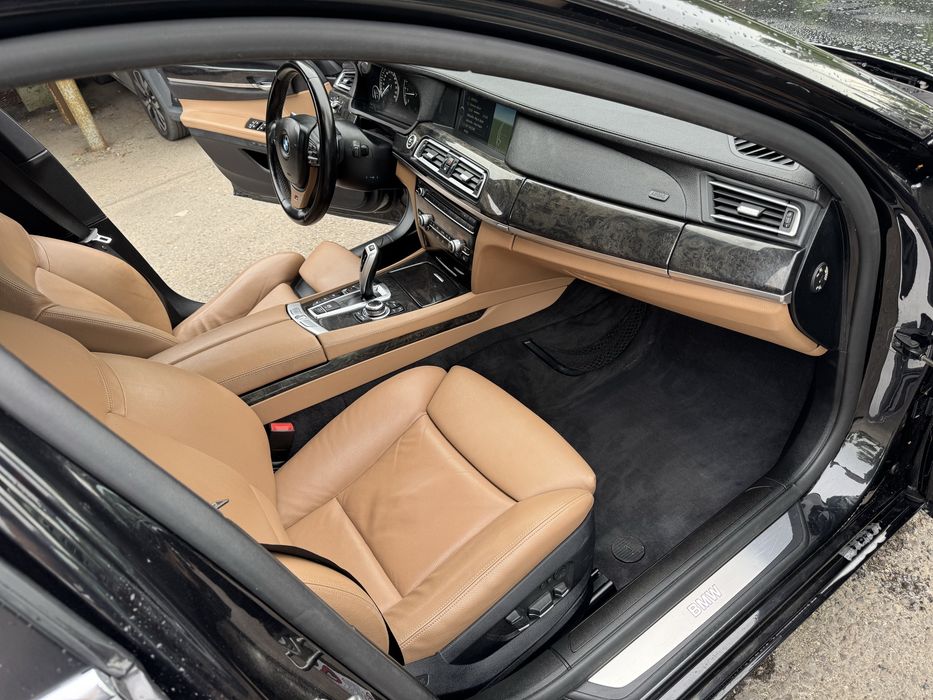 Interior bmw f01 seria7 2011