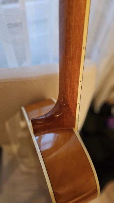 Гитара новая в упаковке