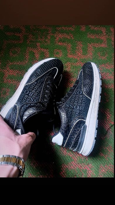 Кроссовки босс хугоо