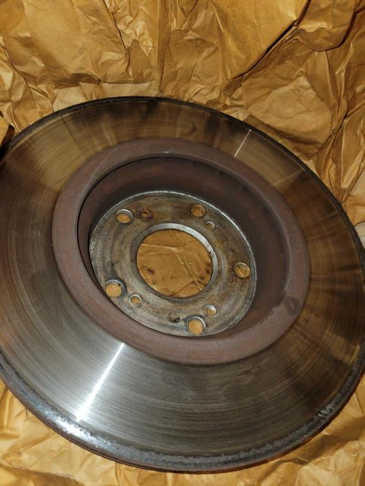 Предни спирачни дискове за Honda Accord 8 генерация