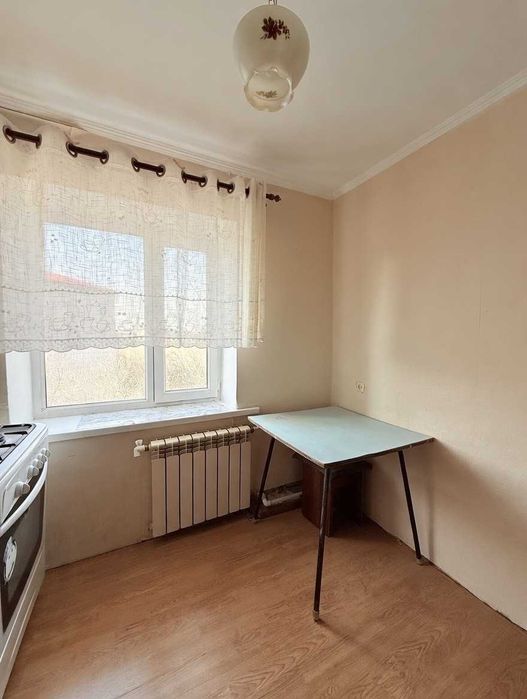 Продам 2 ком.квартиру на Молодежке. 10 млн. Ипотека БЦК, Халык пройдет