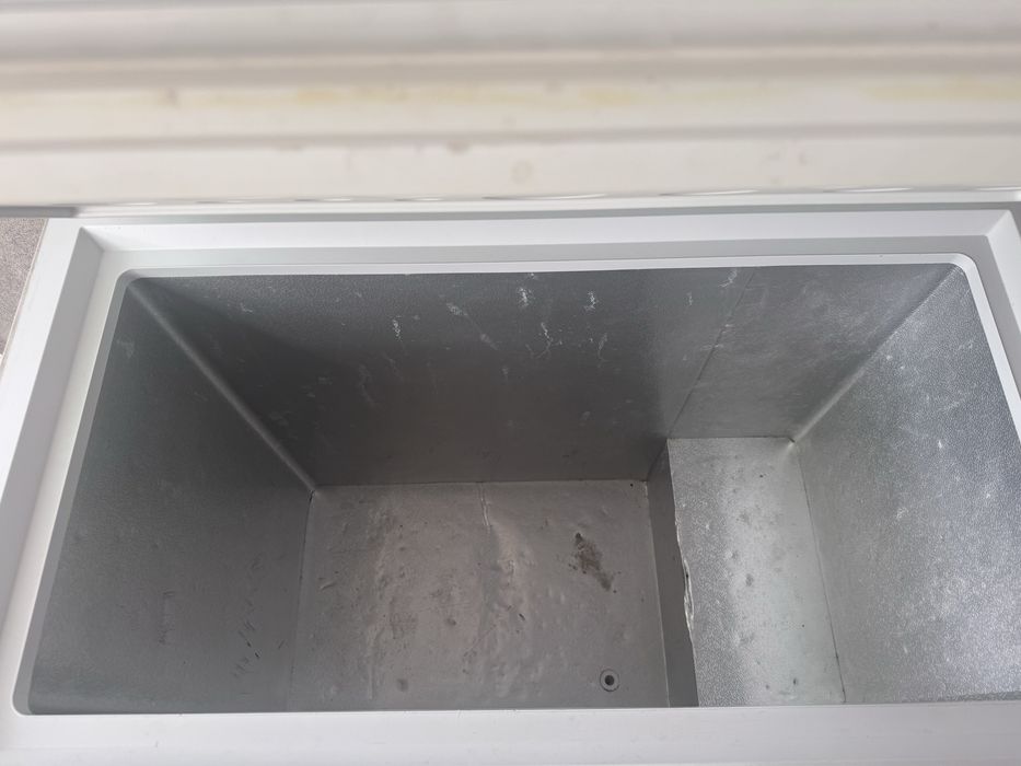 Продаётся морозильник Haier