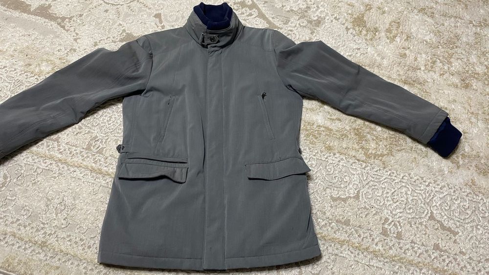 Продам куртку всезесенка