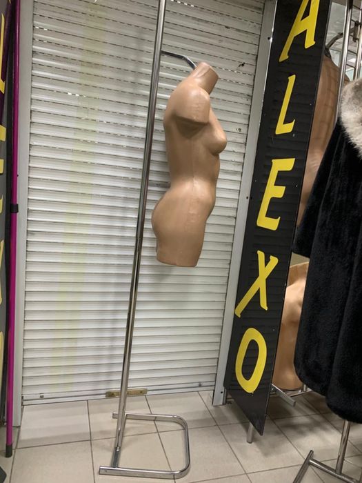 Маникен женский стойка