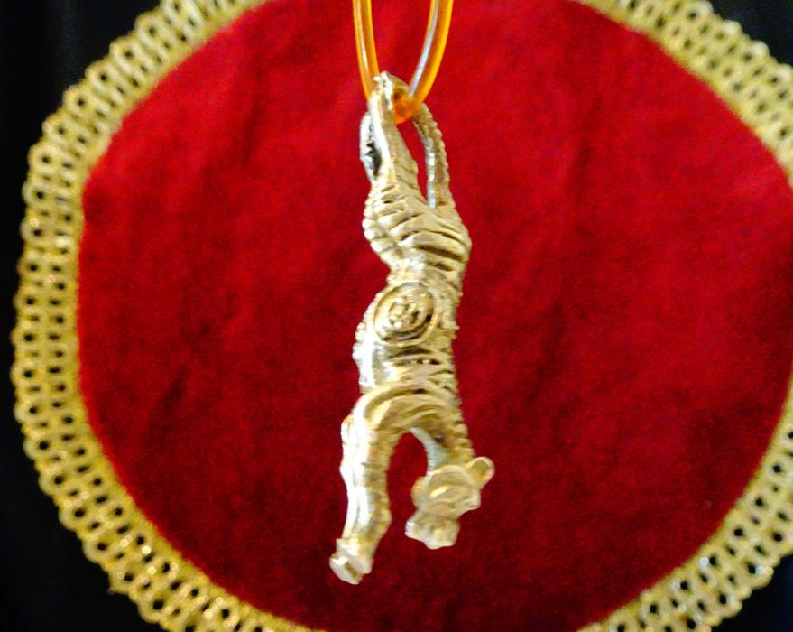 Колие с бронзова висулка Тигър и сребро 925.