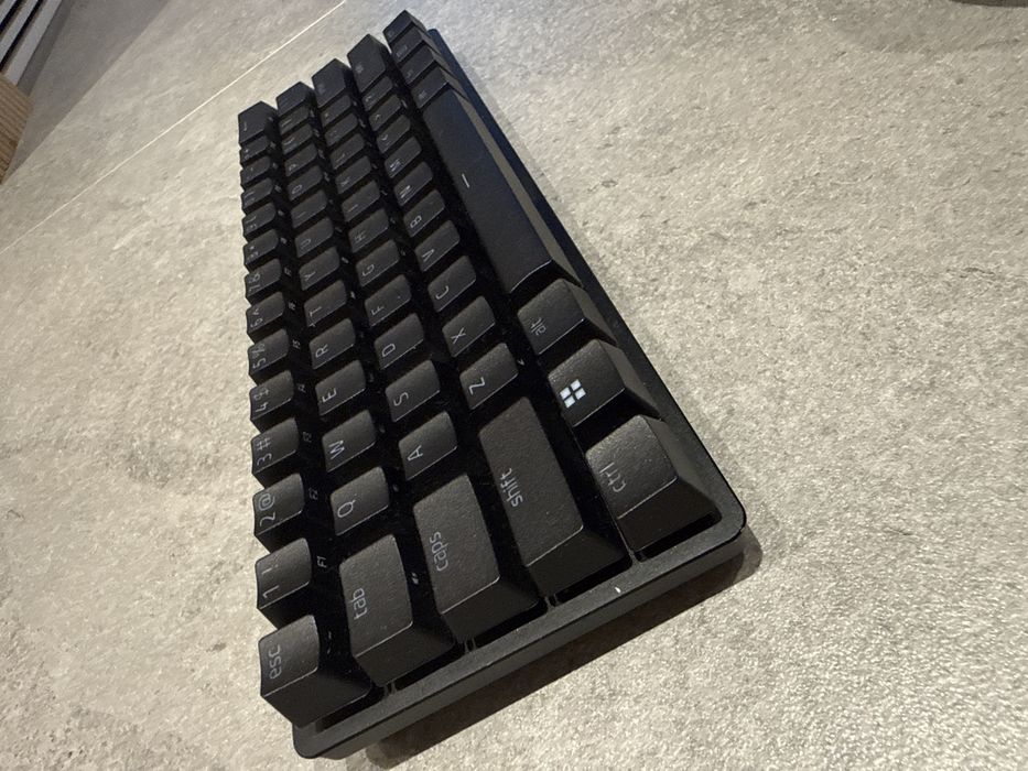 Razer hunstman  mini клавиатура