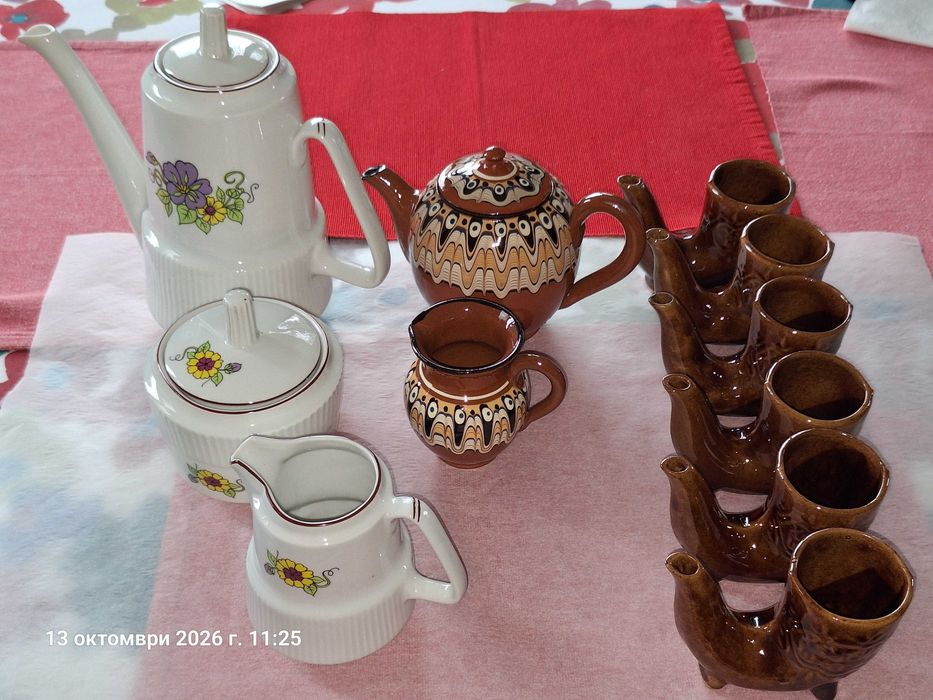 Троянска керамика, ритони за ракия. Кани и захарница.