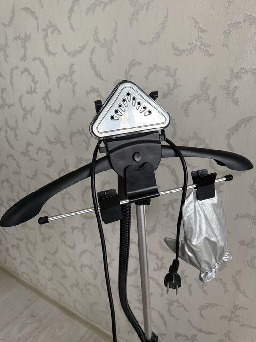 Продам отпариватель TEFAL для одежды
