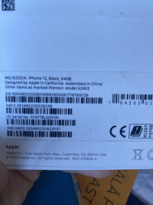 IPhone 12 64 GB black с КАЛЪФ подарък!!!