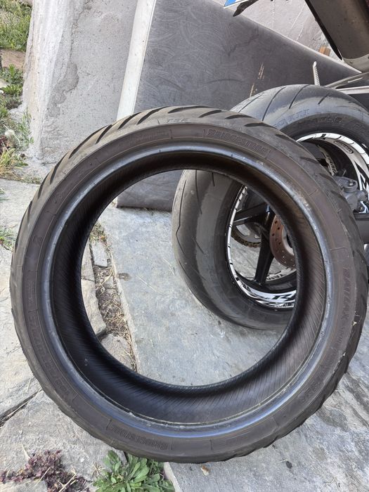 Bridgstone Batllax T32r  190 50 17