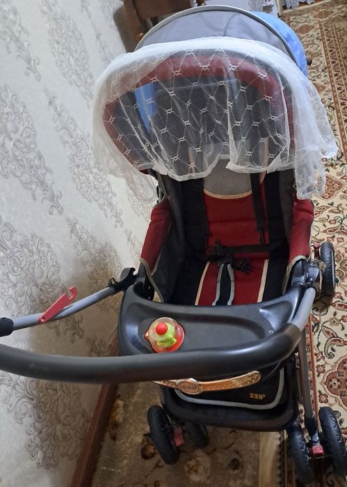 Коляска состаяние хорошое.  Коляска