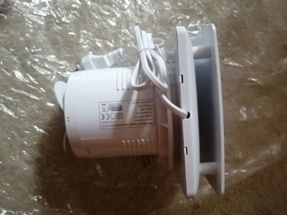 Вентилатор стена, таван или прозорец