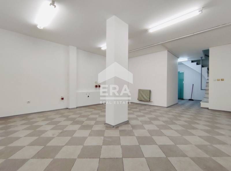 Дава се под наем Магазин в София, Лозенец - 120 кв.м за 900 € - Снимка #2