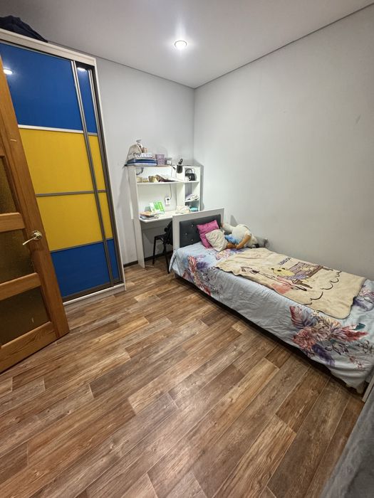 Продам 4х комн.квартиру