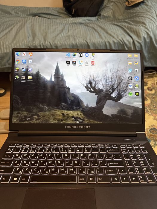 Игравой ноутбук Thunderobot 911s