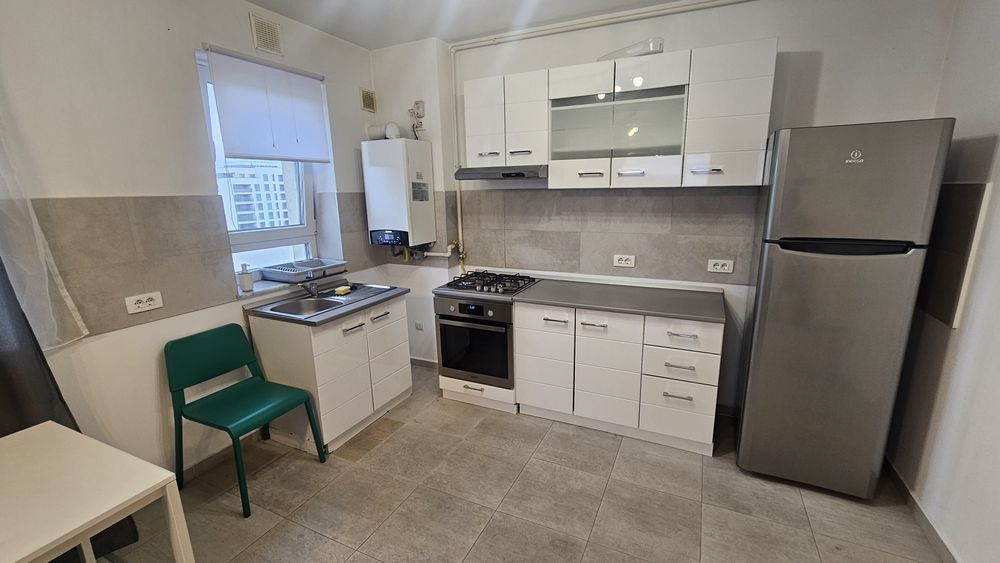 Închiriez studio Coresi - Kasper