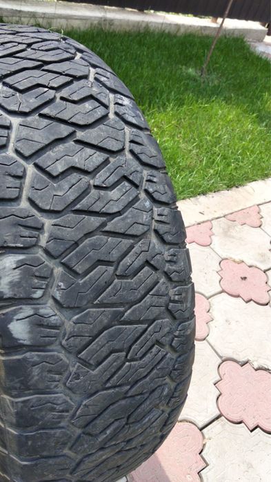 Продам шины 16 размера