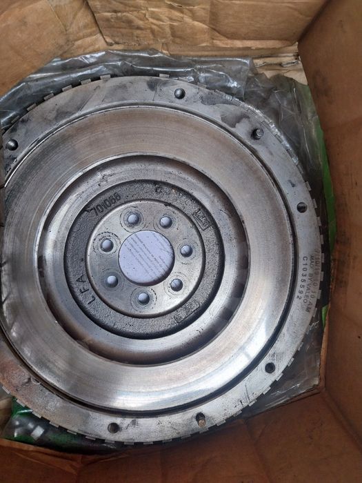 Съединител за Волво и Мицубиши