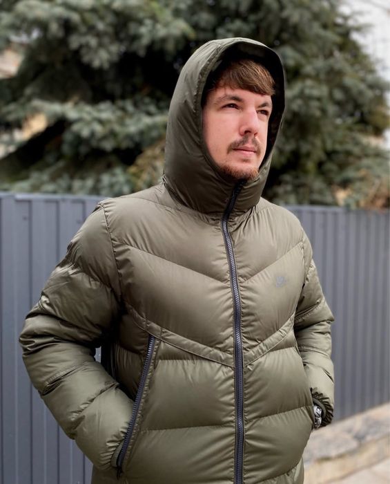 Nike Storm-FIT Windrunner - S и M Размер Оригинални