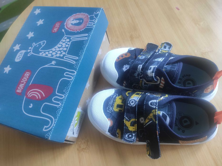 Детски обувки DDstep,нови,номер 25