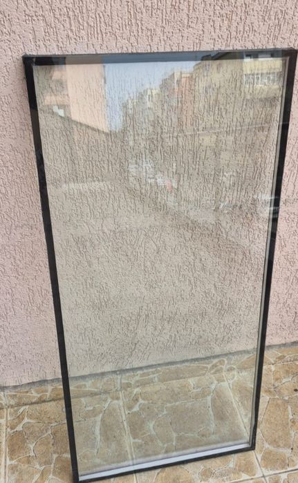 Vând 5 geamuri termopan. Sunt intr-o stare buna