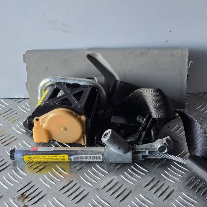 Centura de siguranta stanga fata Opel Insignia A Country Tourer