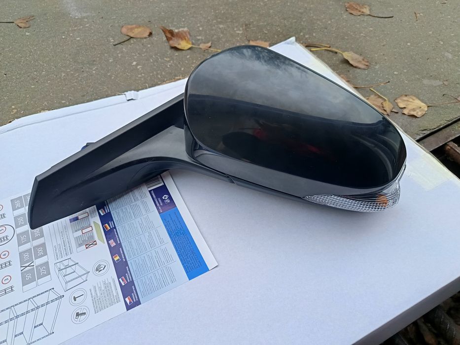 Огледало за Toyota chr ch-r