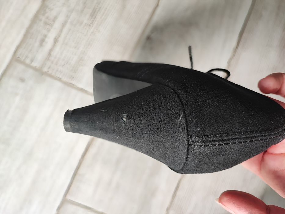 Дамски черни обувки за пролет и есен