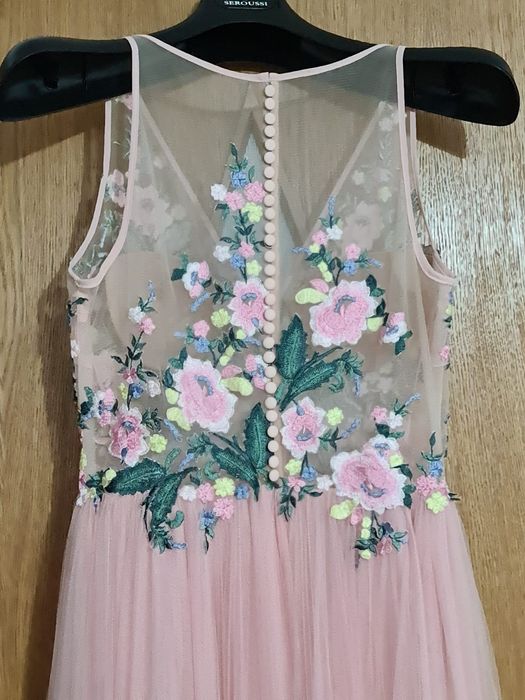 Vând Rochie eleganta Pronovias